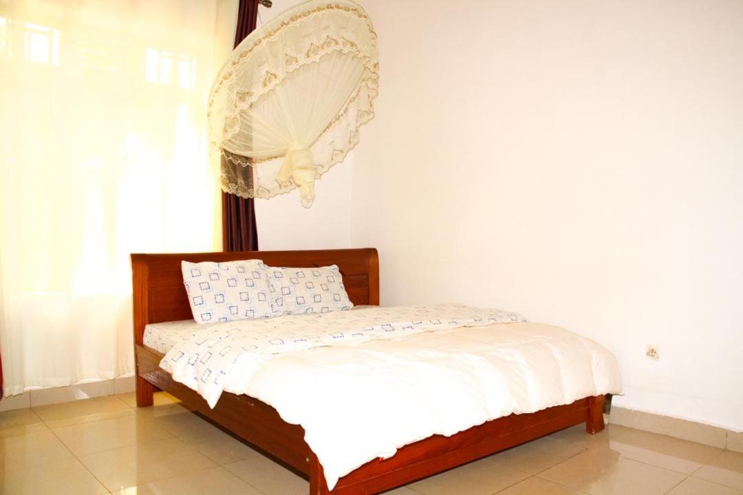 Autop Bg Guest House Кигали Екстериор снимка